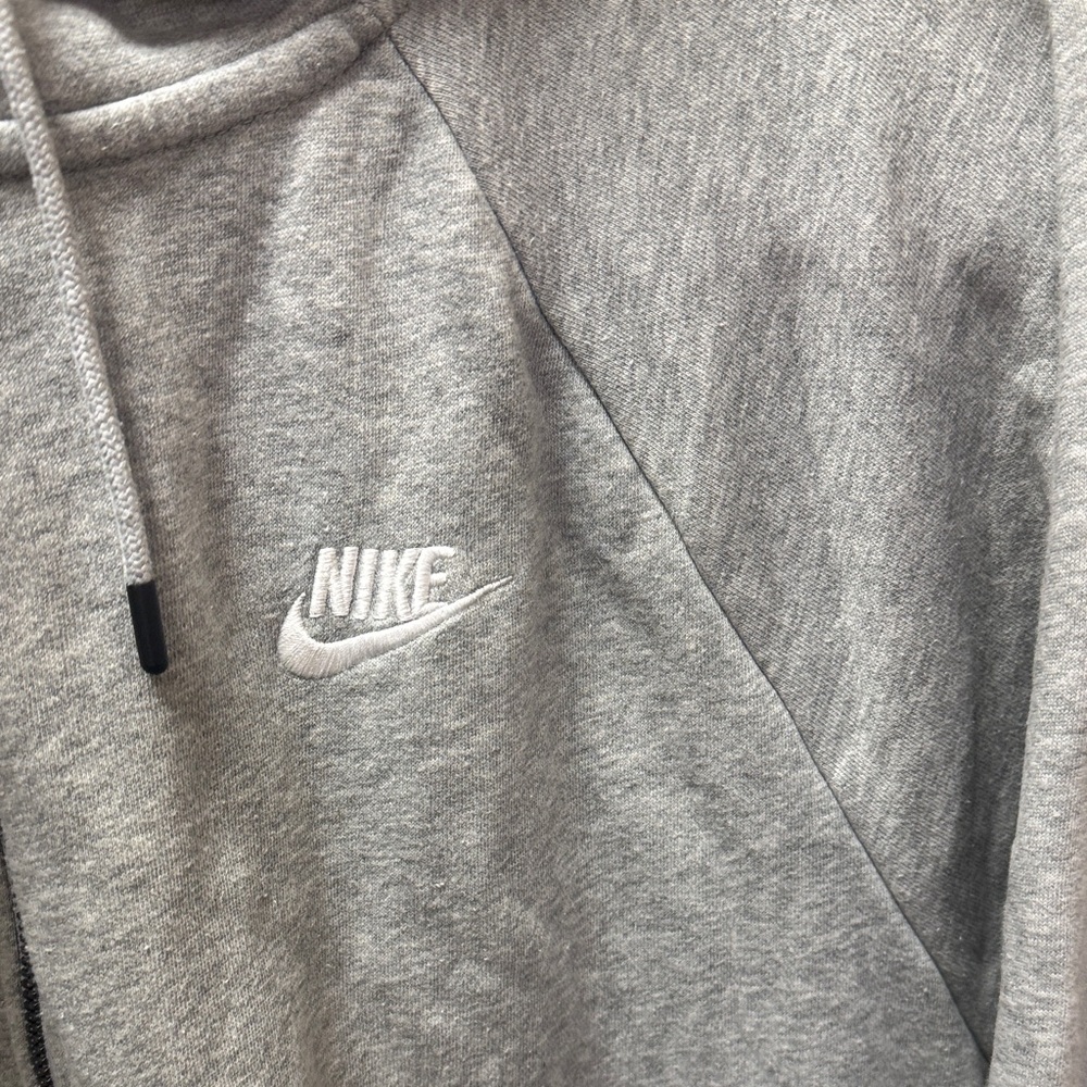 Nike Heather Gray Zip-Up Hoodie